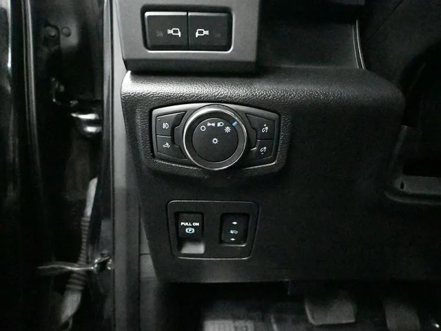 2019 Ford F-150 XLT - Photo 32