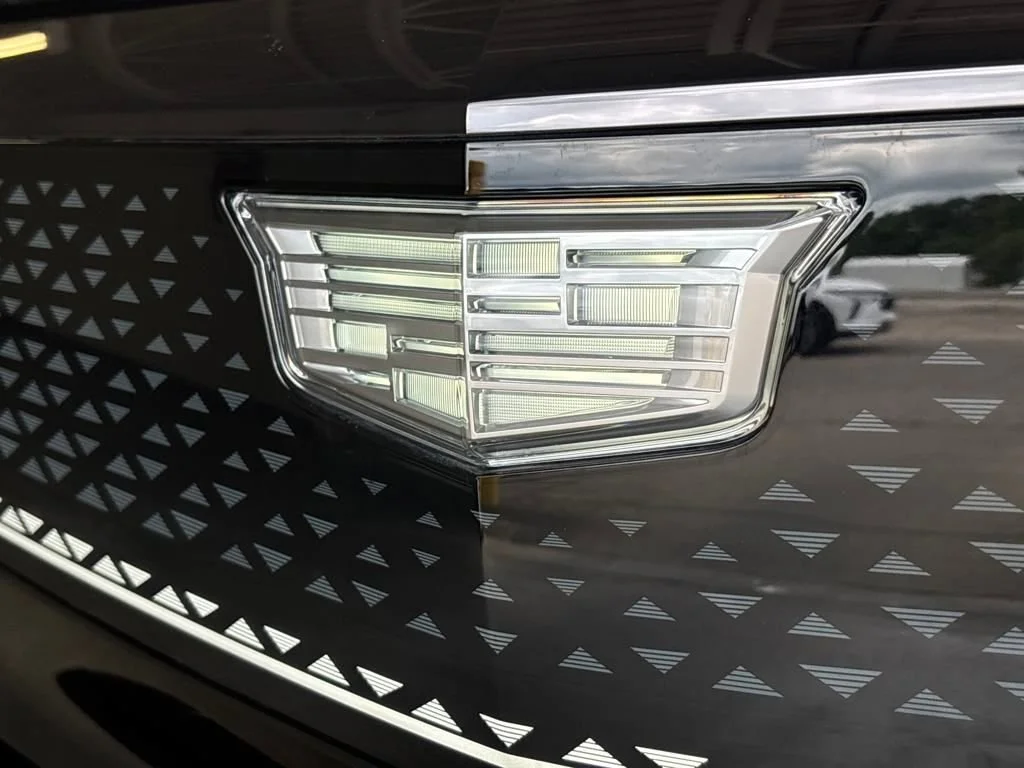 2025 Cadillac OPTIQ Sport 1 - Photo 54