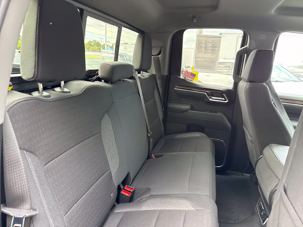Used 2025 Gray Chevrolet LT image 22