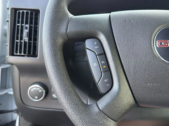 Used 2025 White GMC Work Van image 22