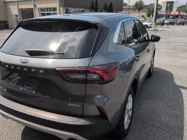 Used 2024 Gray Ford Active image 9
