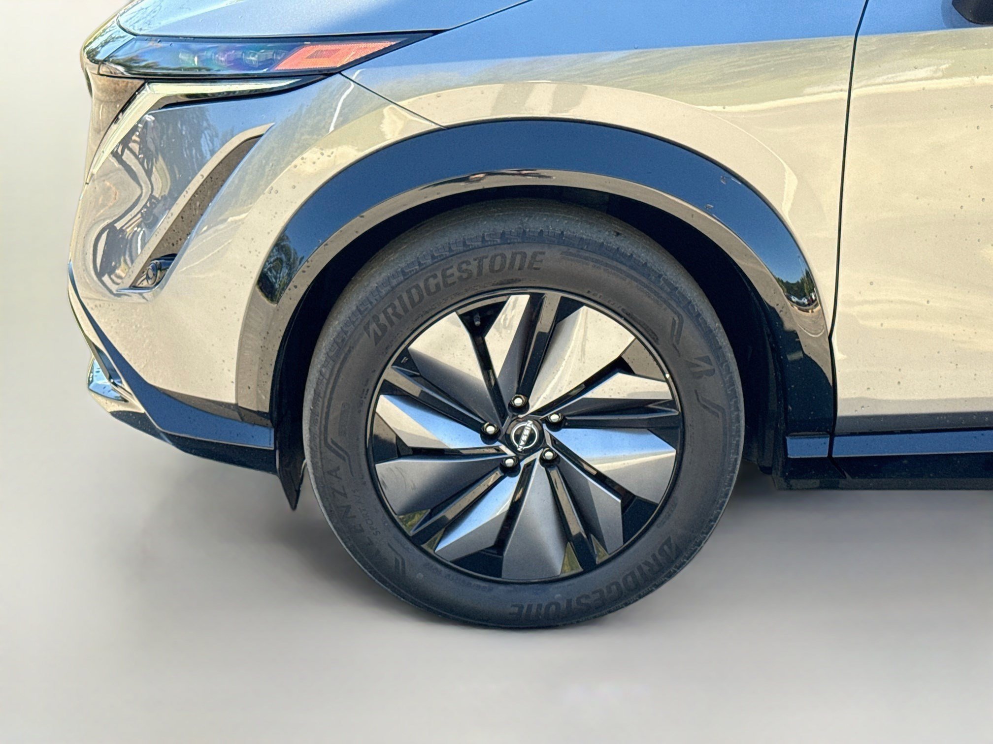 Used 2023 Gun Metallic Nissan ENGAGE image 29