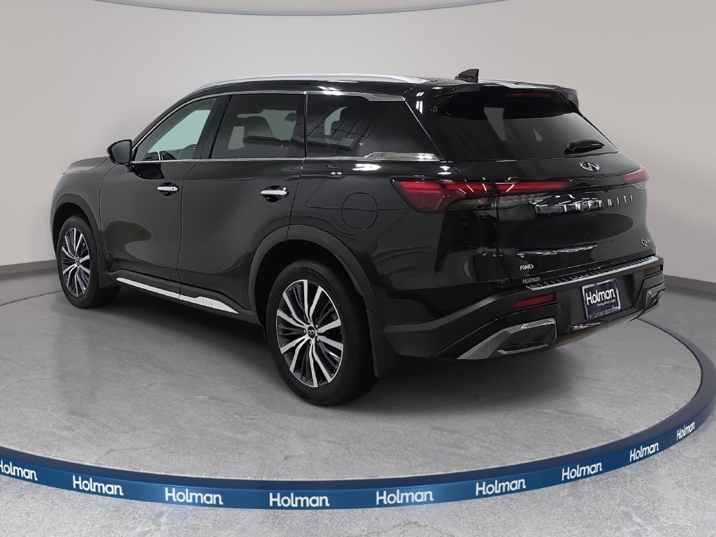 Certified Used 2023 Mineral Black INFINITI Sensory image 7