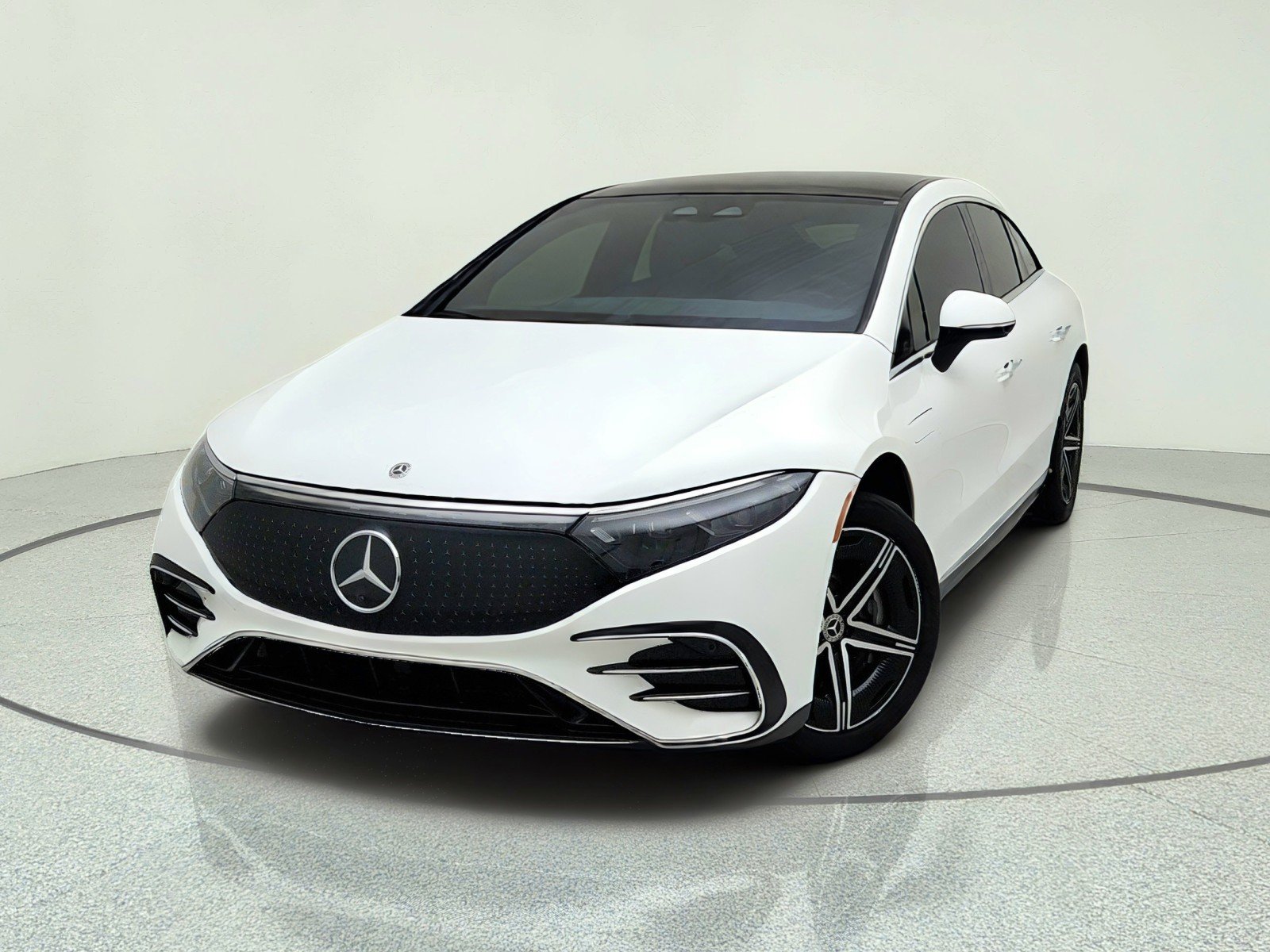 Certified Used 2023 Polar White Mercedes-Benz EQS 450+ image 2