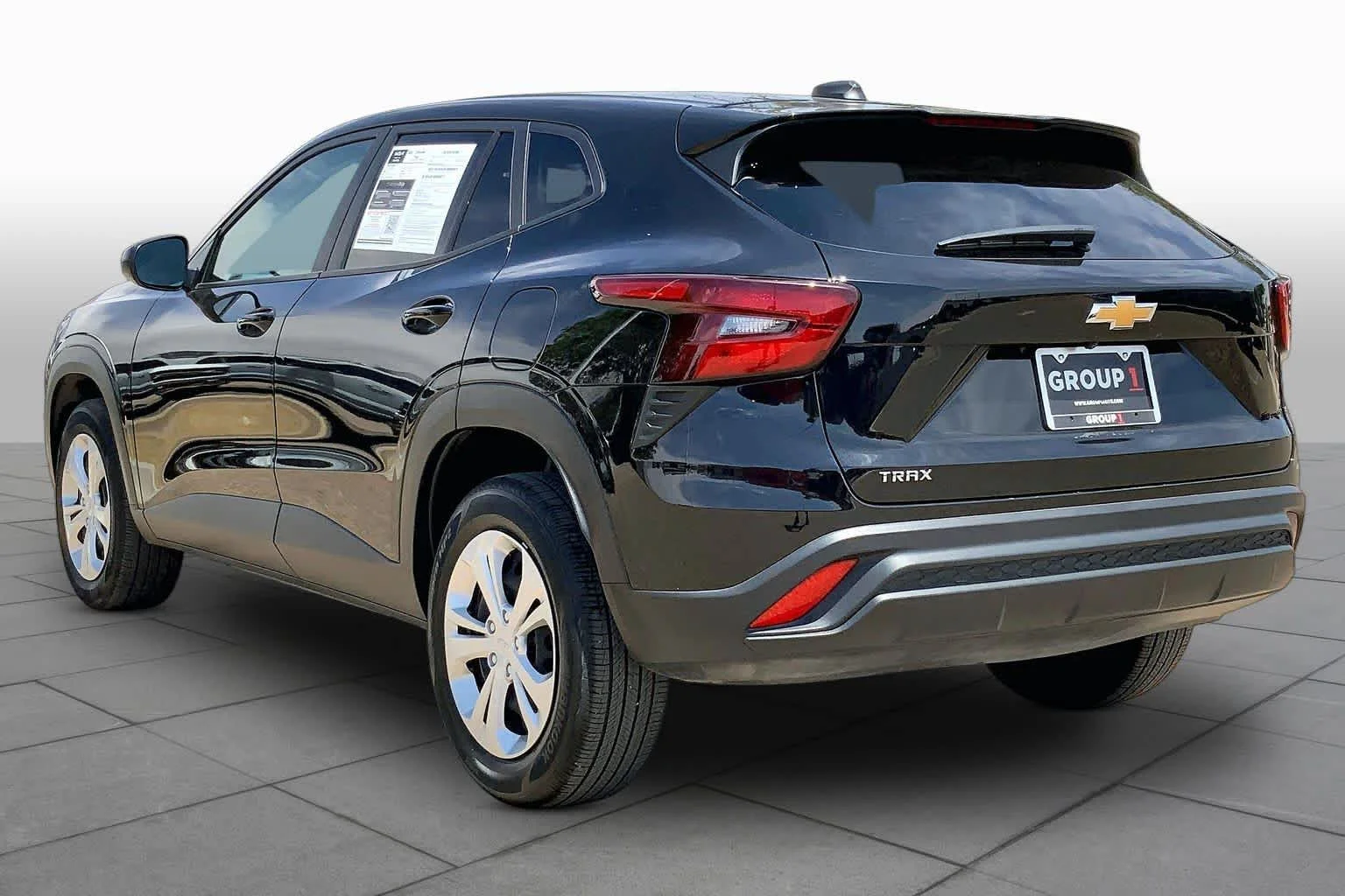 Used 2025 Mosaic Black Metallic Chevrolet LS image 12