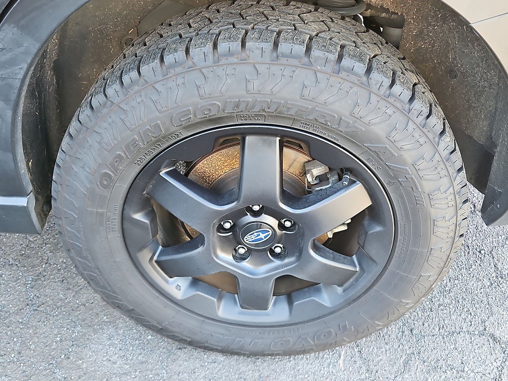 Used 2023 Magnetite Gray Metallic Subaru Wilderness image 17