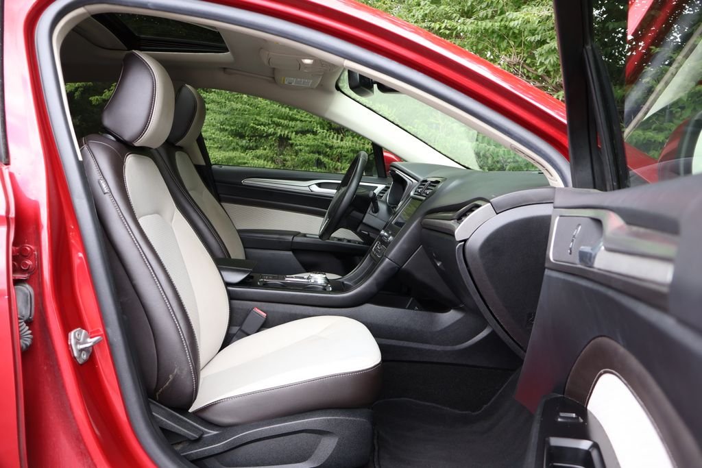 2020 Ford Fusion SE - Photo 41