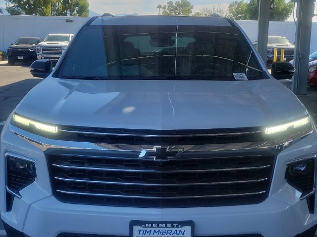 New 2027 Polar White Tricoat Chevrolet LT image 21