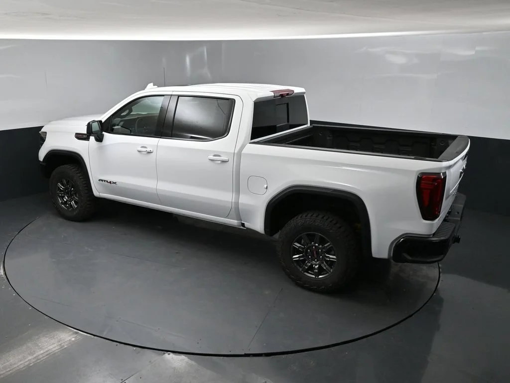 2026 GMC Sierra 1500 AT4X - Photo 40