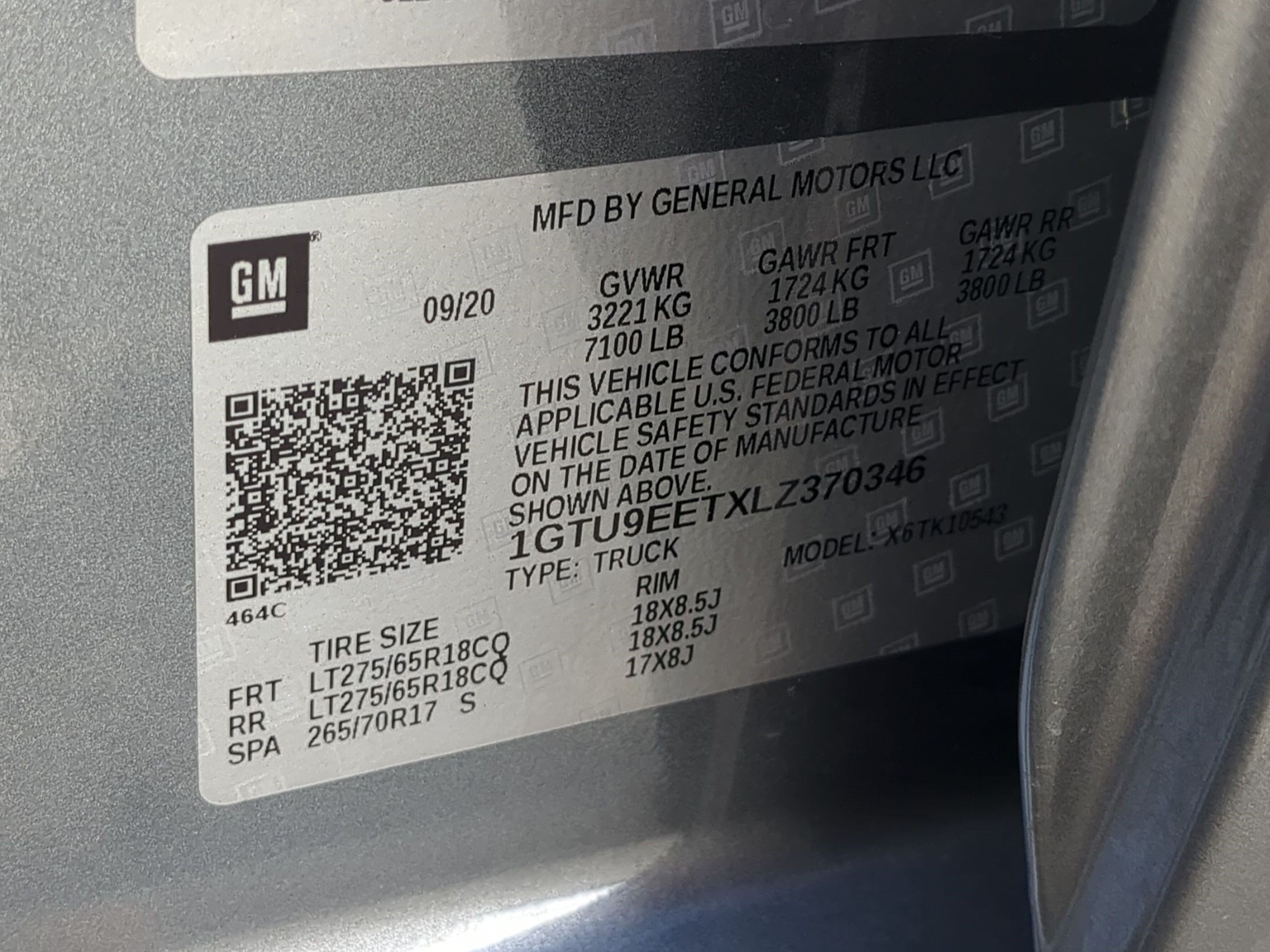 Used 2020 Satin Steel Metallic GMC AT4 image 35