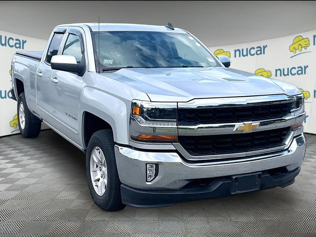 Used 2018 Silver Chevrolet LT image 1