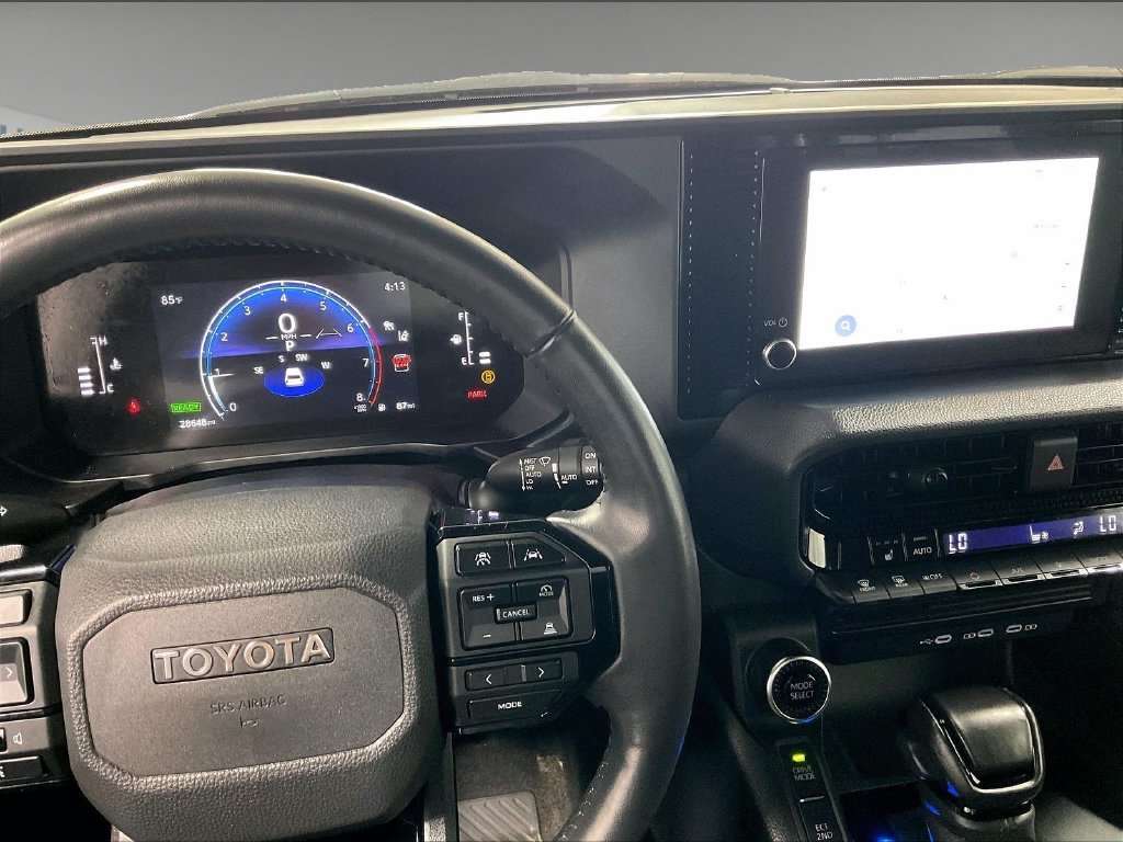 Used 2025  Toyota 1958 image 19