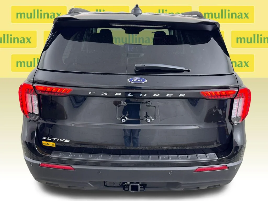 New 2026 Black Ford Active image 18