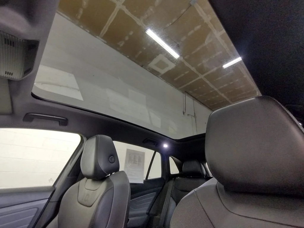 Used 2023 Gray Volkswagen Pro S image 21