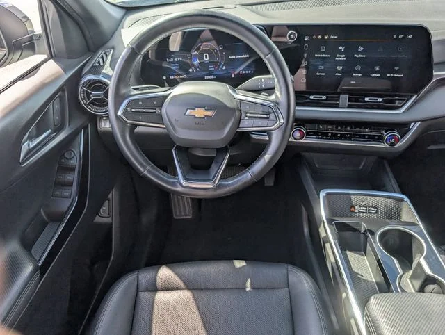 Used 2025 Green Chevrolet LT image 12