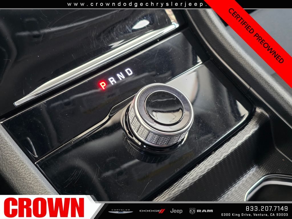 Used 2024 White Jeep Laredo image 28