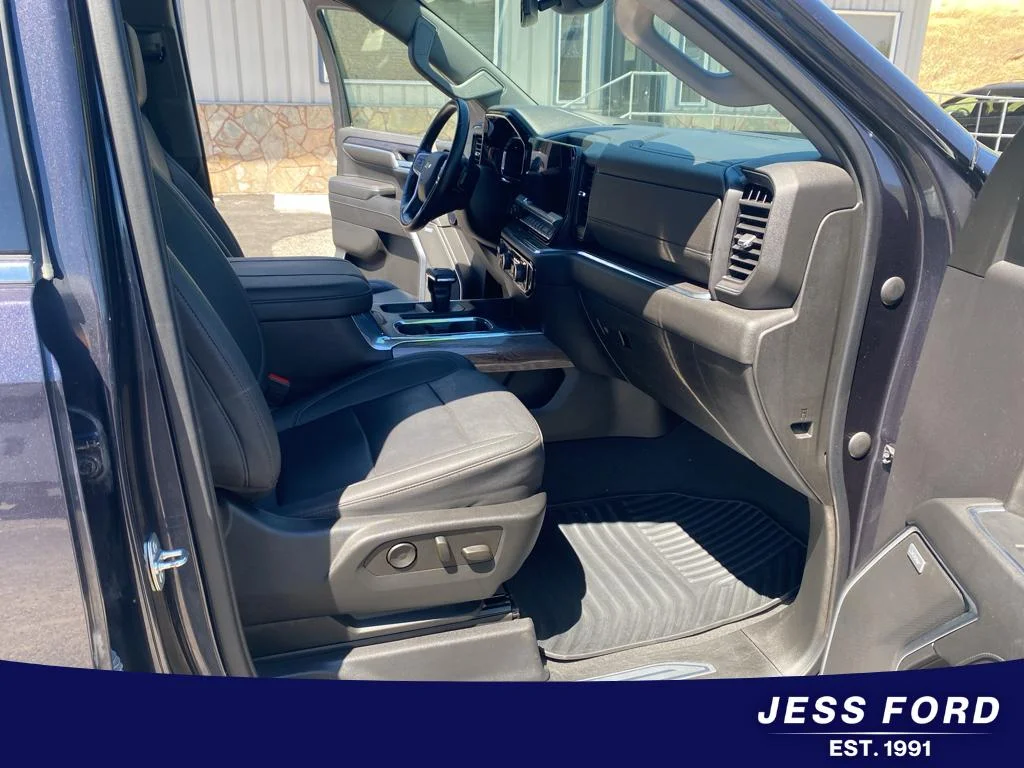 Used 2023 Dark Ash Metallic Chevrolet LTZ image 17