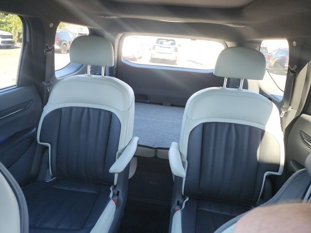 Certified Used 2024 Ivory Silver Kia GT-Line image 7