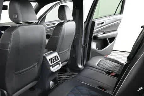New 2026 silver mist metallic Volkswagen 2.0T SEL Premium R-Line image 26