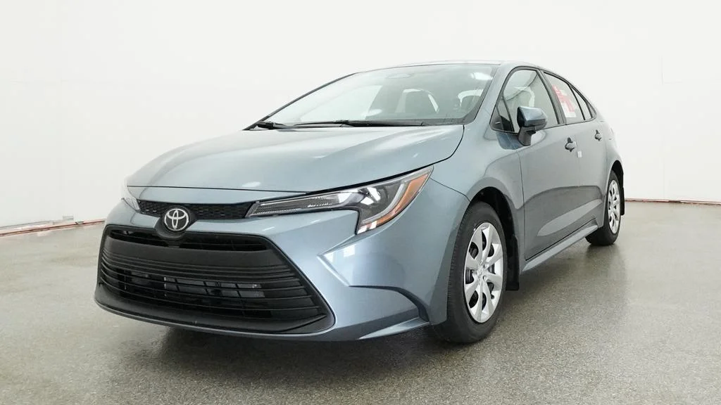 New 2027 Celestite Toyota LE image 19