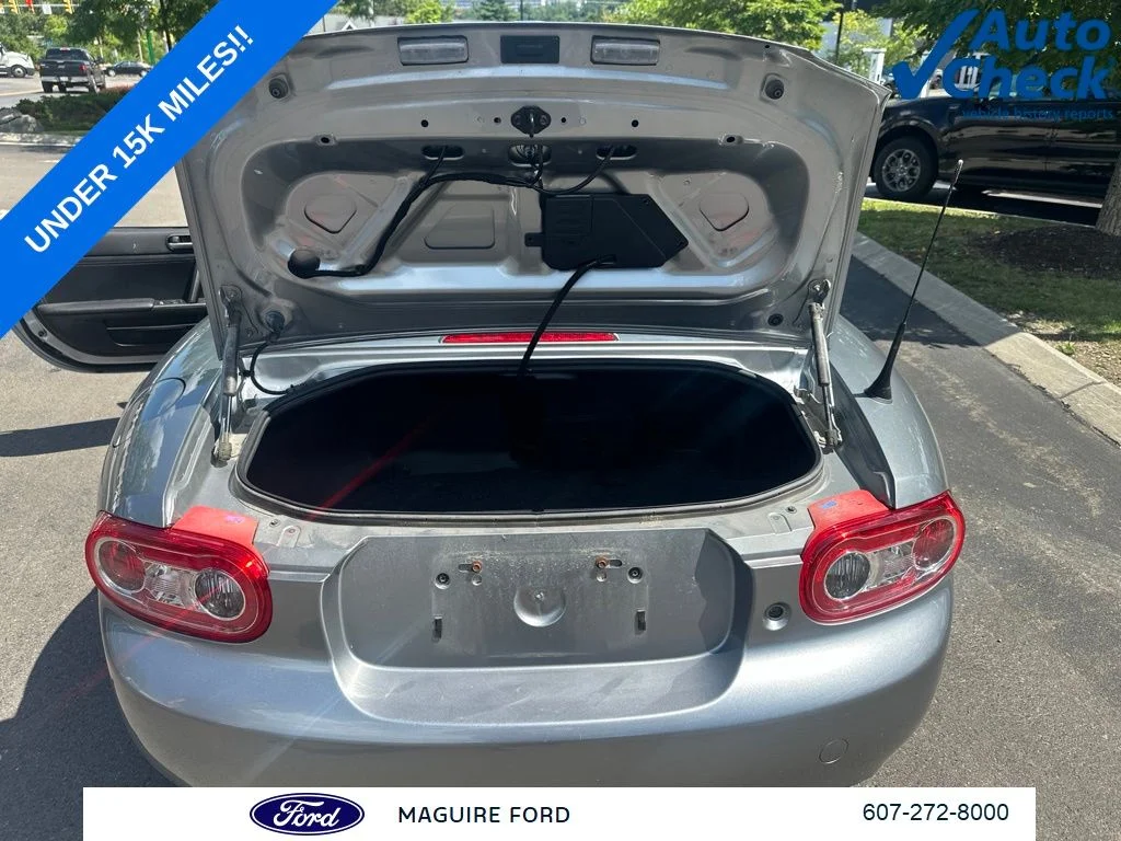 Used 2014 Liquid Silver Metallic Mazda Grand Touring image 12