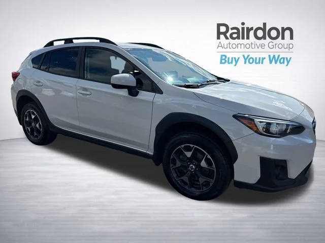 Used 2018 Crystal White Pearl Subaru Premium image 1
