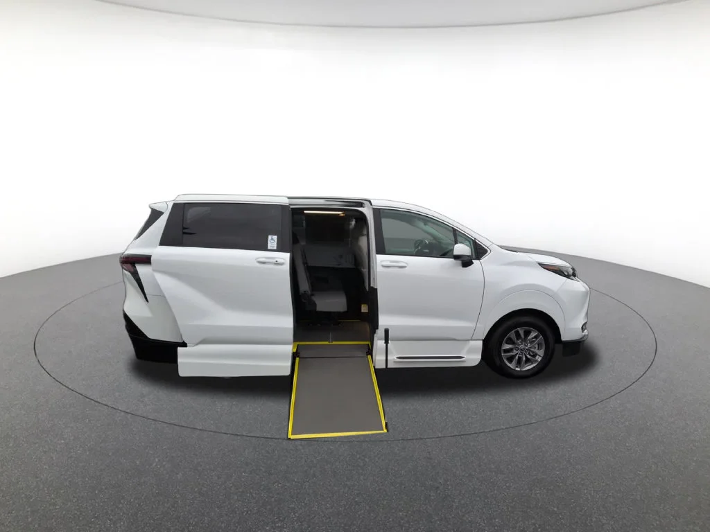 2025 Toyota Sienna