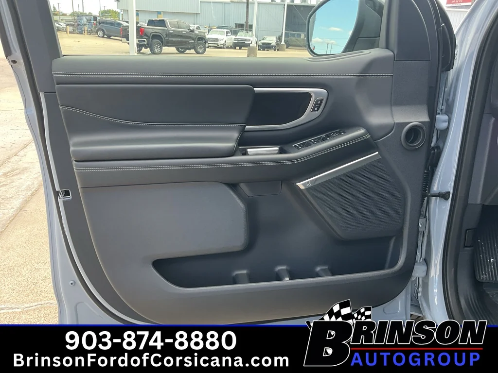 New 2027 Glacier Gray Metallic Tri-Coat Ford Platinum image 10