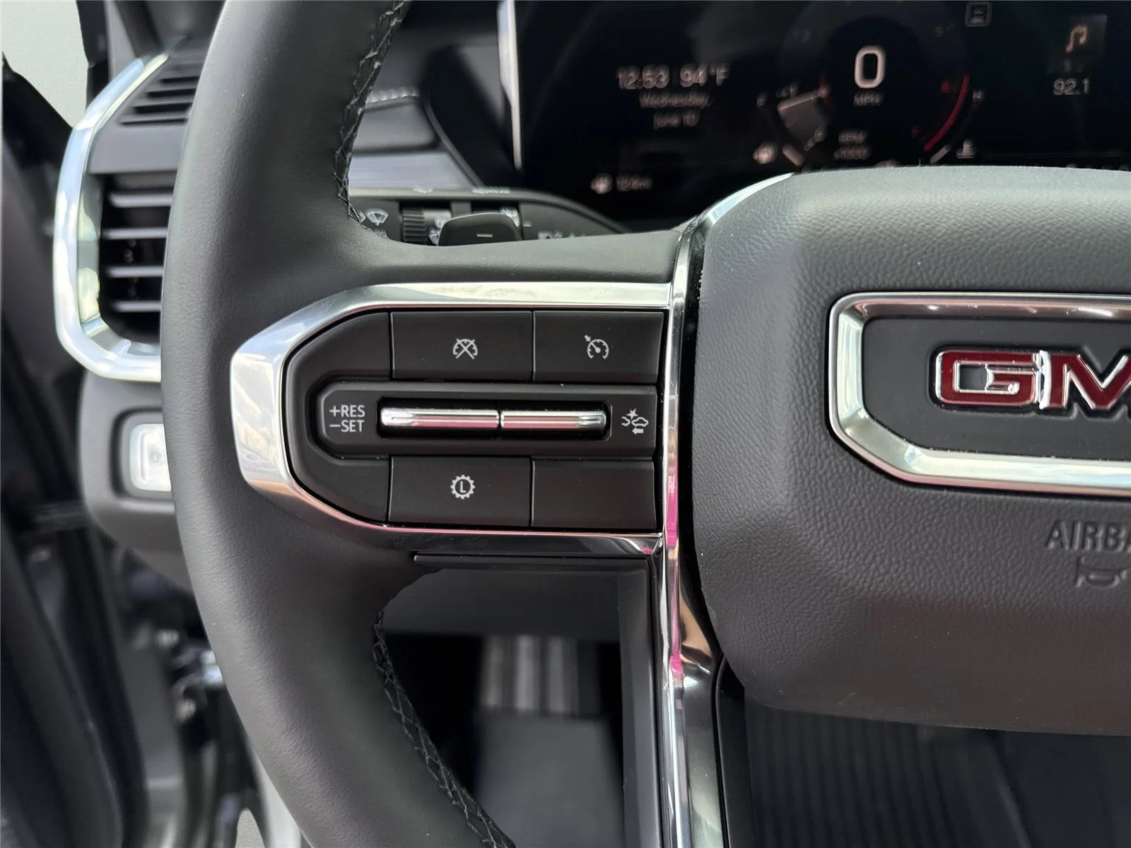 Used 2026 Sterling Metallic GMC Elevation image 22
