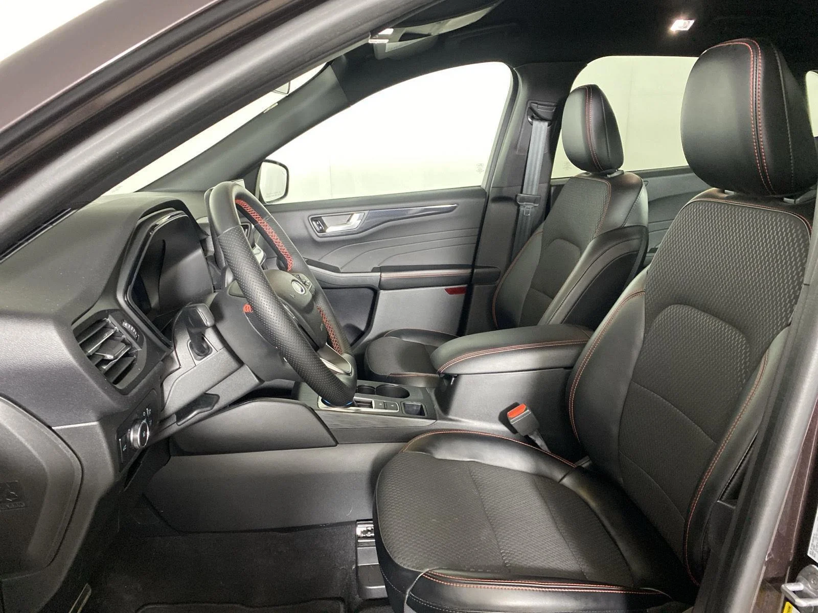 Used 2023 Cinnabar Red Ford ST-Line Select image 13