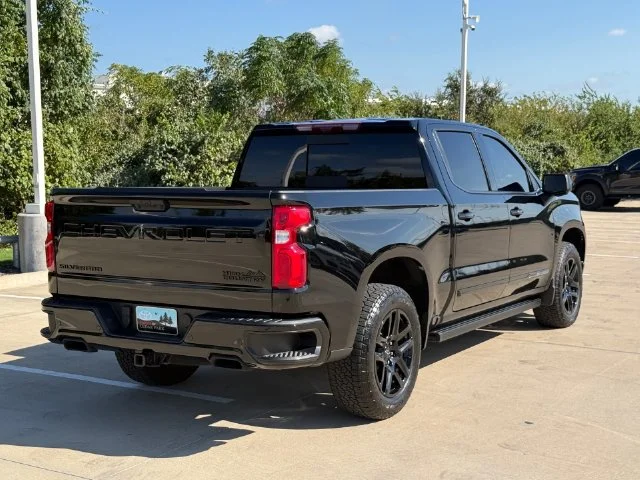 Used 2024 Black Chevrolet High Country image 2