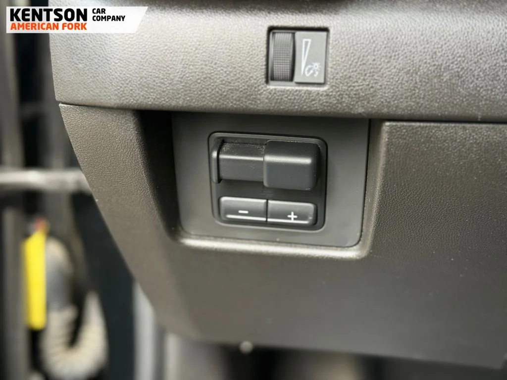 Used 2024 Black GMC AT4 image 17
