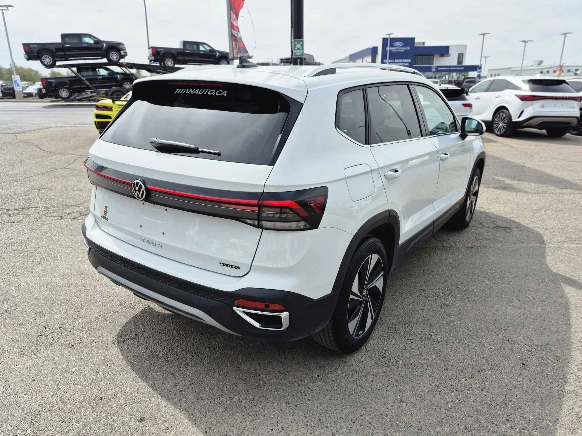 Certified Used 2025 Pure White Volkswagen Comfortline 4Motion*Adaptive Cruise | Remote Start | Htd Seats | Htd Wheel | Blind Spot Detection image 12