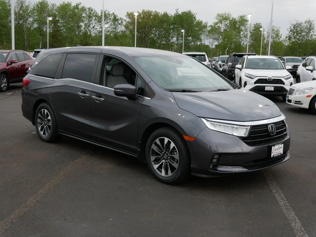 Used 2024 Honda Odyssey EX-L with VIN 5FNRL6H61RB016880 for sale in Minneapolis, Minnesota