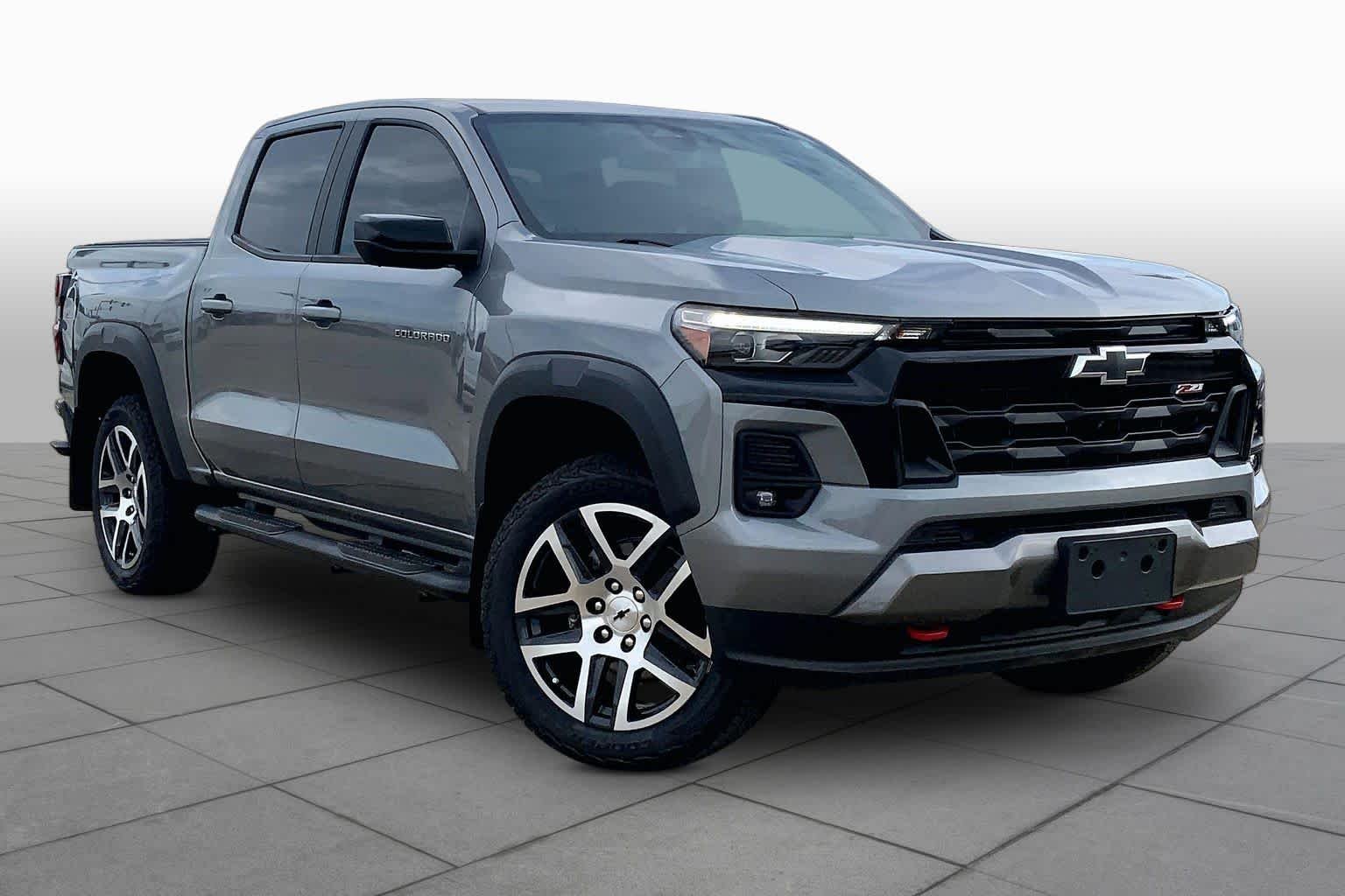 Used 2023 Sterling Gray Metallic Chevrolet 4WD Z71 image 3