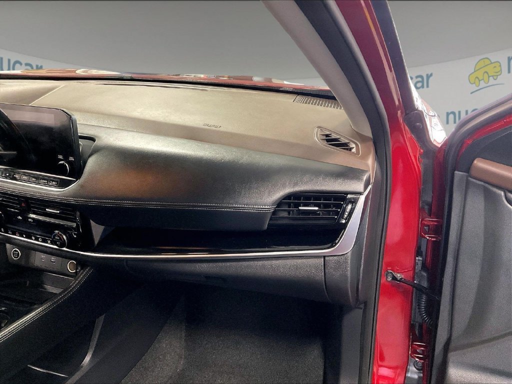 Used 2023 Red Nissan SL image 13