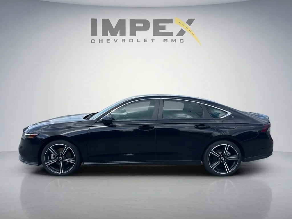 Used 2025 Black Honda Sport image 2