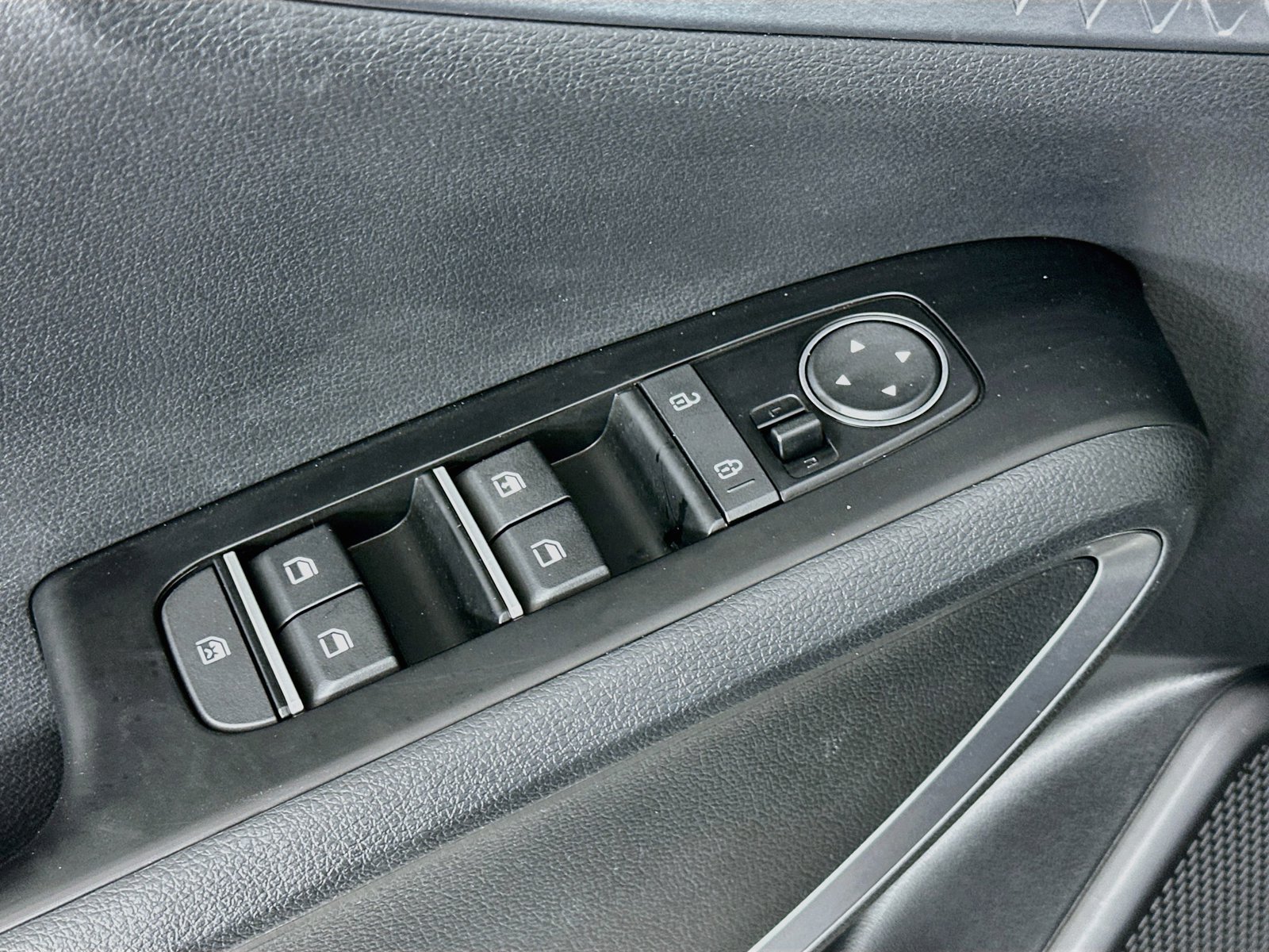 2021 Kia Soul EX - Photo 25