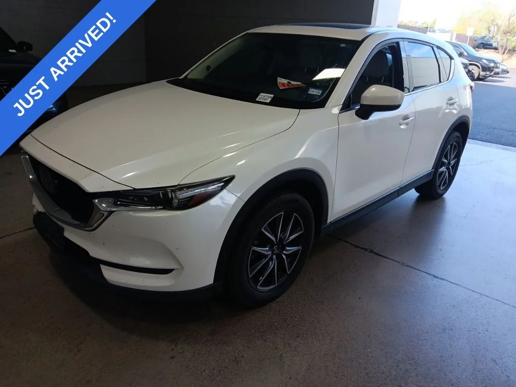 2017 Mazda CX-5 Grand Touring auto's photo