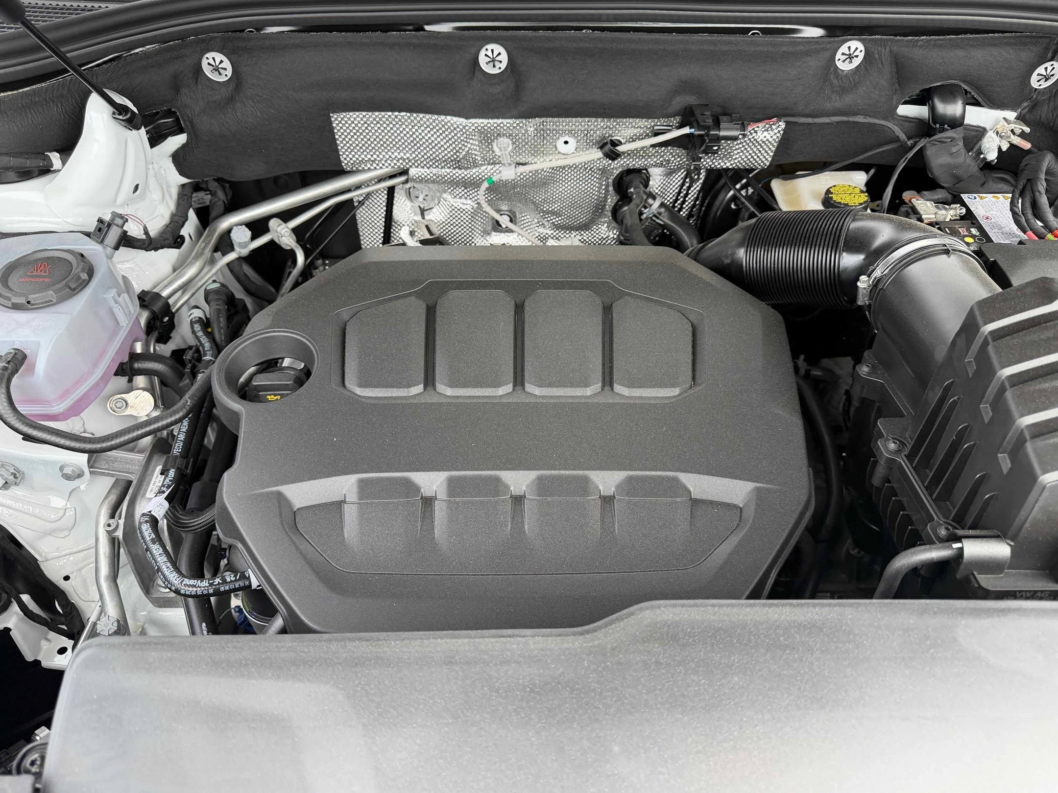 New 2026 Pearl Volkswagen 2.0T Peak Edition image 34