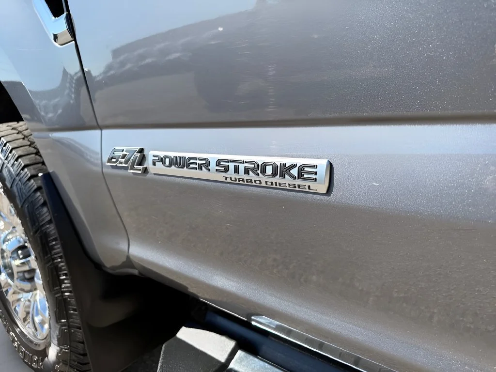 Used 2021  Ford XL image 37