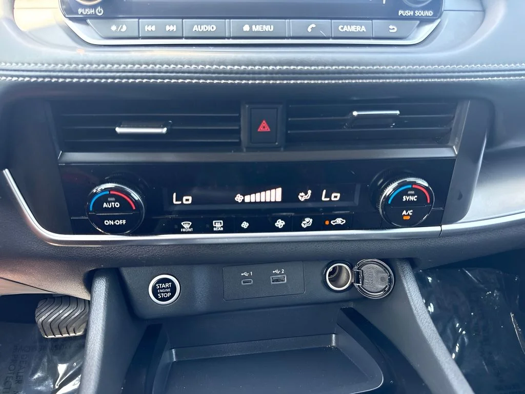 Used 2023 White Nissan SV image 11