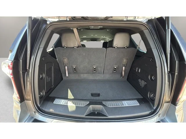 Used 2021 Gray Chevrolet Z71 image 31