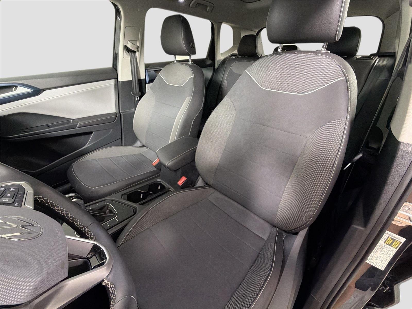 Certified Used 2024 Deep Black Pearl Volkswagen SE image 19