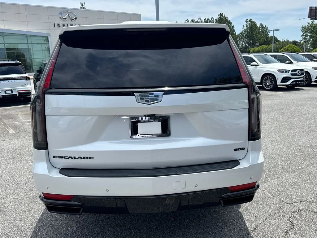 Used 2023 White Cadillac Sport Platinum image 6