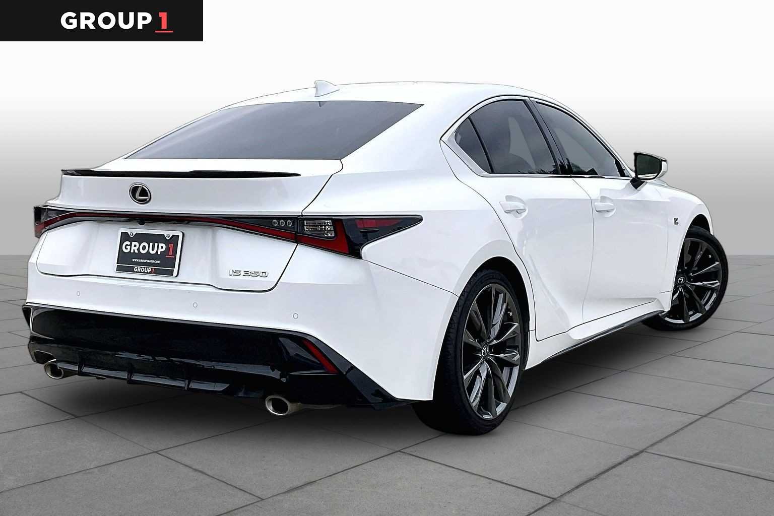 Certified Used 2024 WHITE NOVA GLASS FLAKE Lexus F SPORT image 11