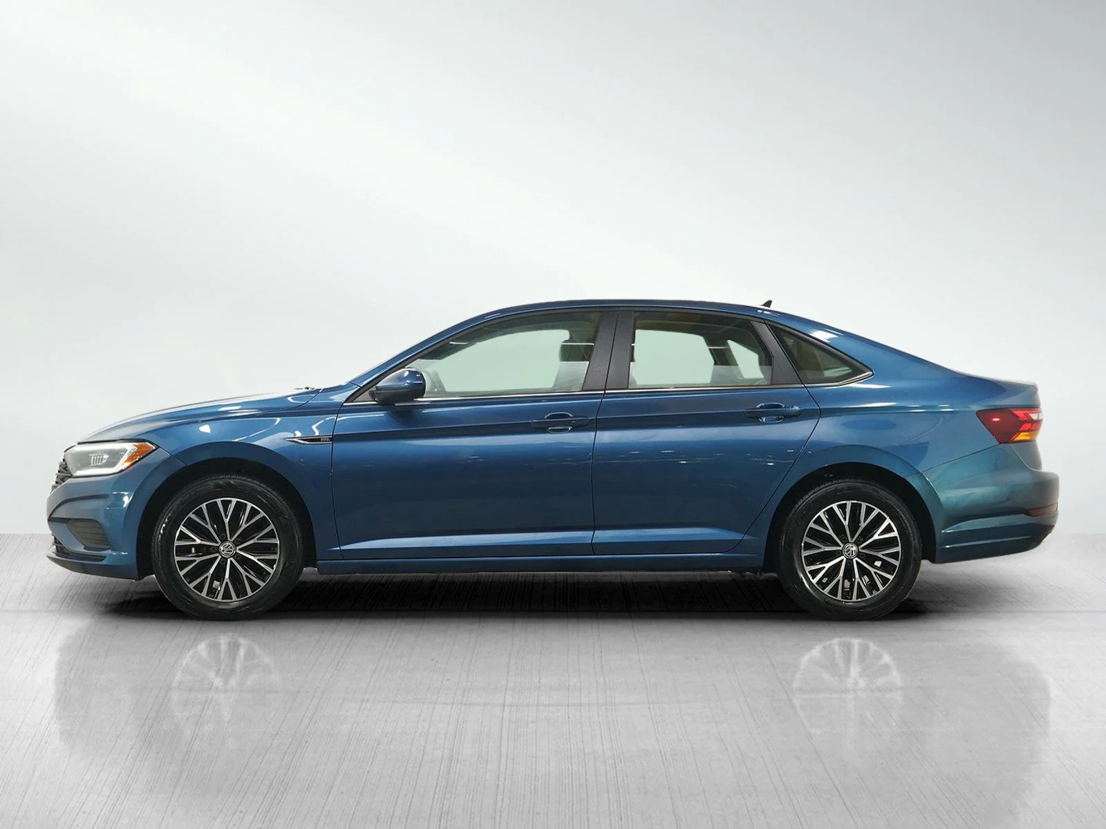 Used 2019 Volkswagen Jetta SEL with VIN 3VWE57BU8KM109321 for sale in Hopkins, Minnesota