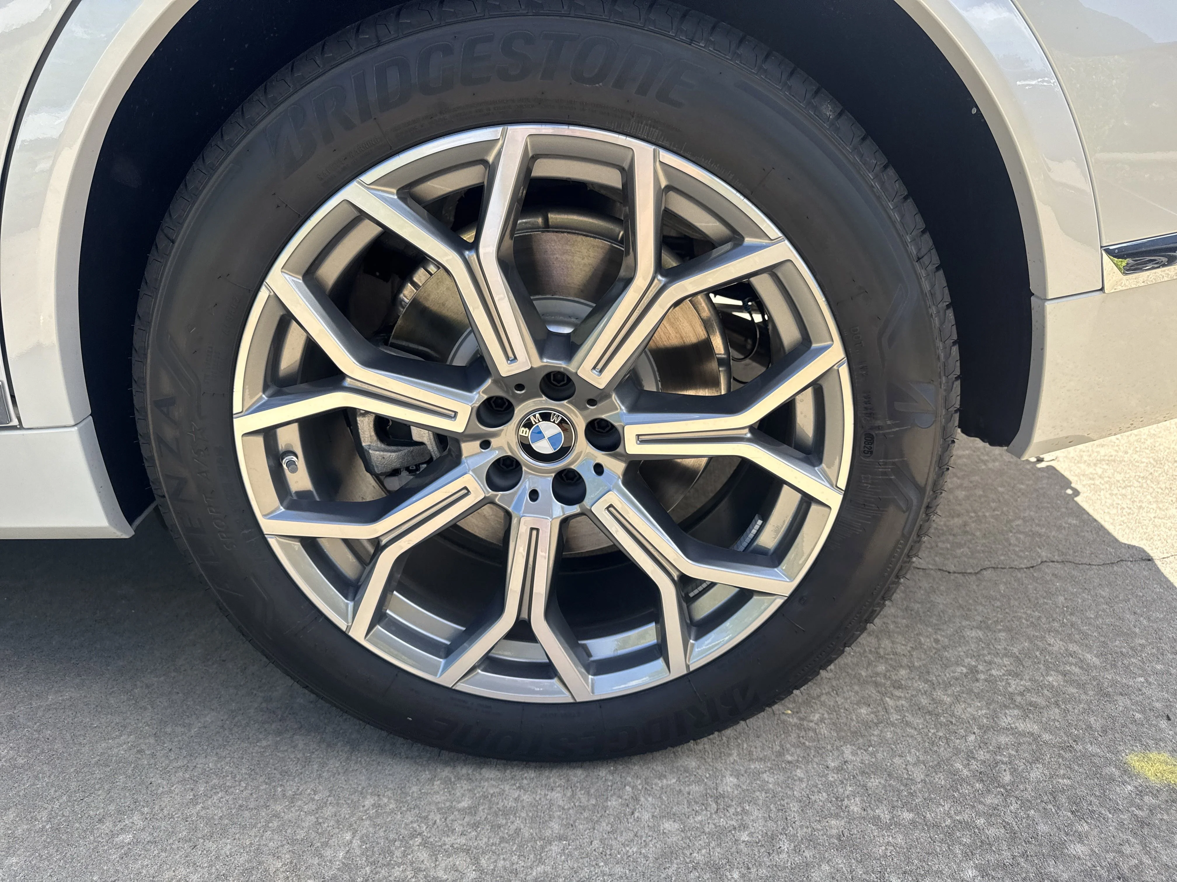 2026 BMW X7 40i - Photo 28