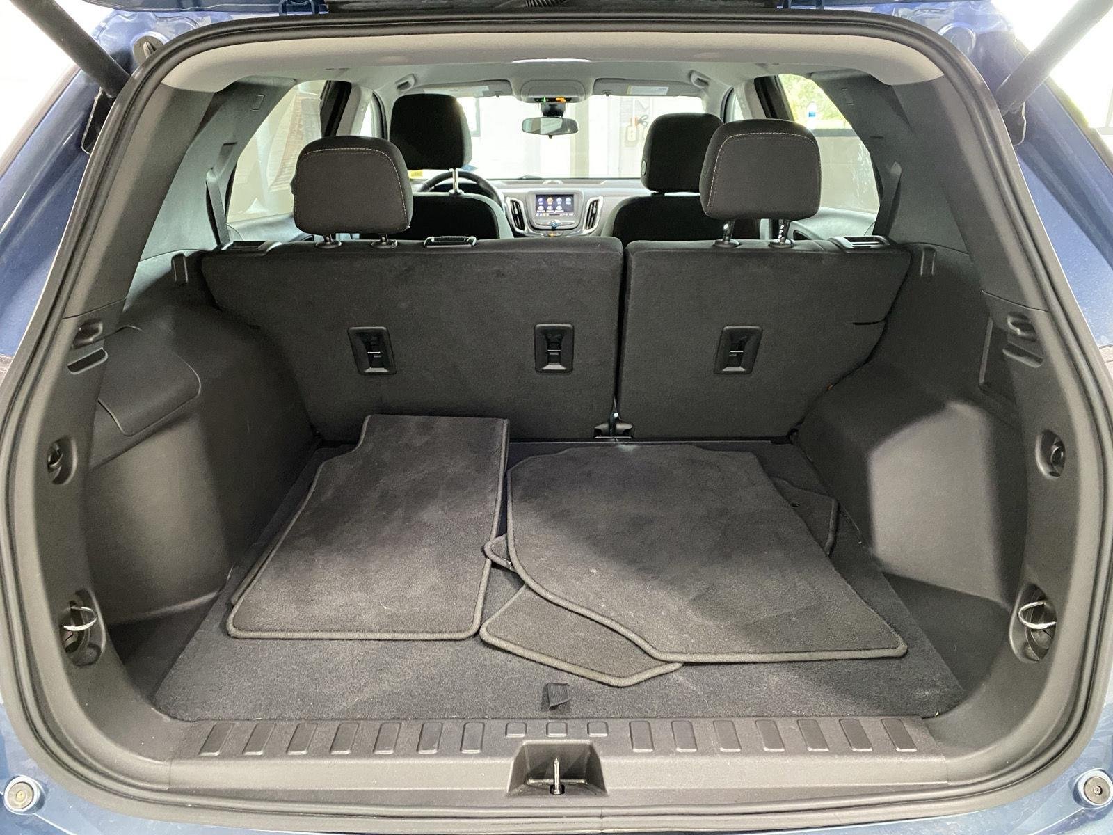 Used 2024 Lakeshore Blue Metallic Chevrolet LT image 14