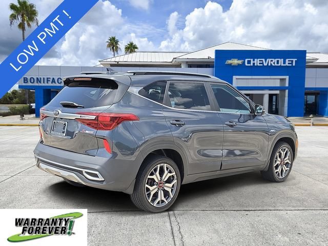 Used 2021 Gravity Gray Kia S image 4